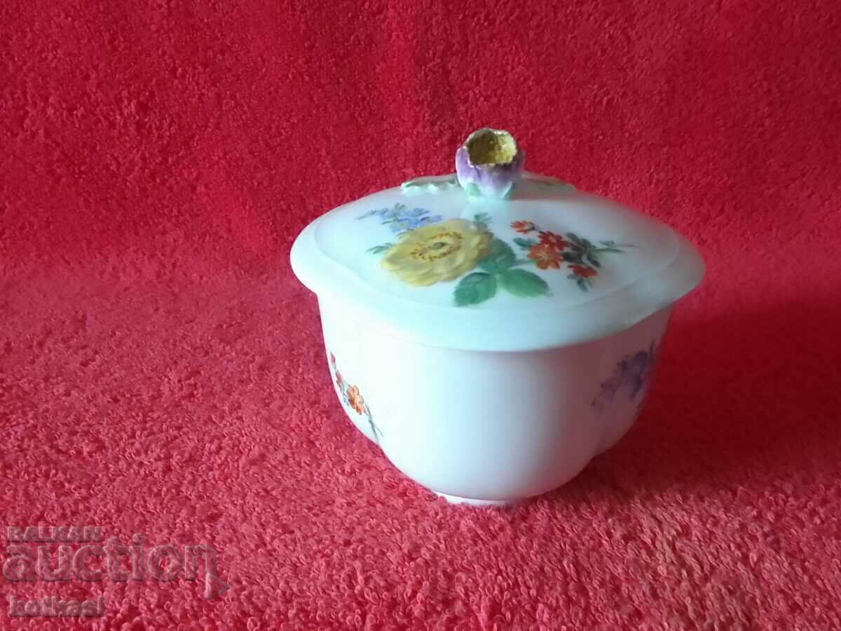 Old porcelain bowl Germany flowers Meissen Meissen with price 265.50 BGN | € 135.75 Old porcelain bowl Germany flowers Meissen Meissen with price 265.50 BGN | € 135.75