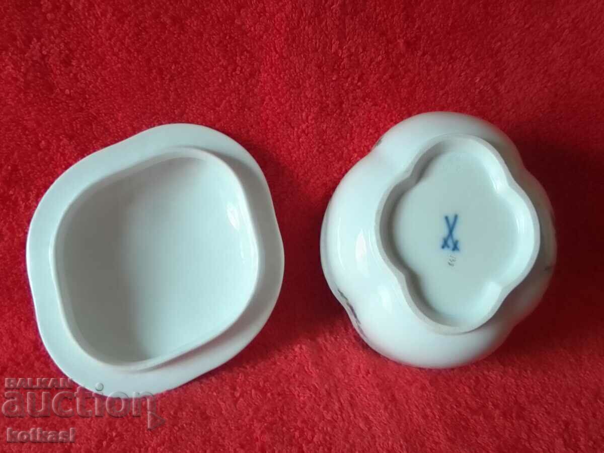 Old porcelain bowl Germany flowers Meissen Meissen - 6 Old porcelain bowl Germany flowers Meissen Meissen - 6