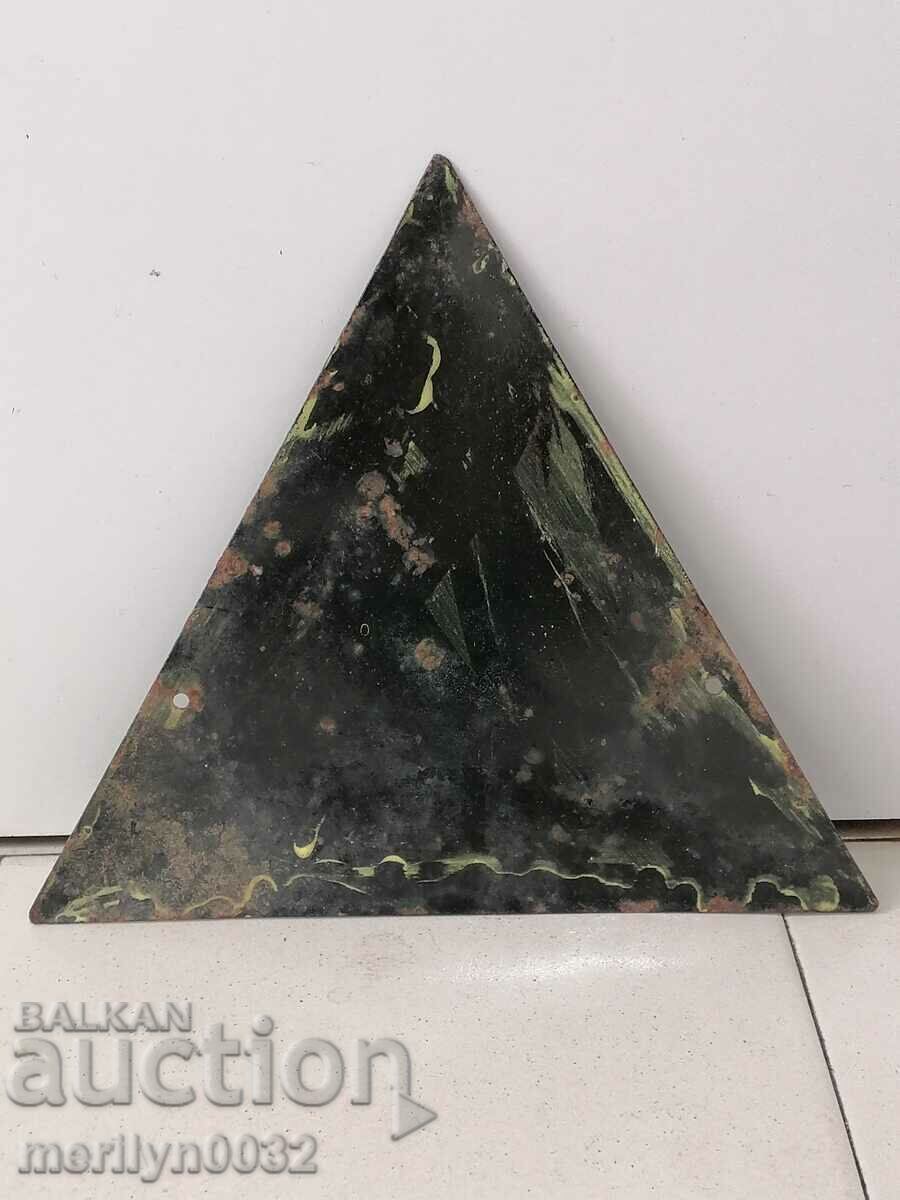 Placa sociala emailata, placa NRB cu preț € 14.76 | 28.87 BGN