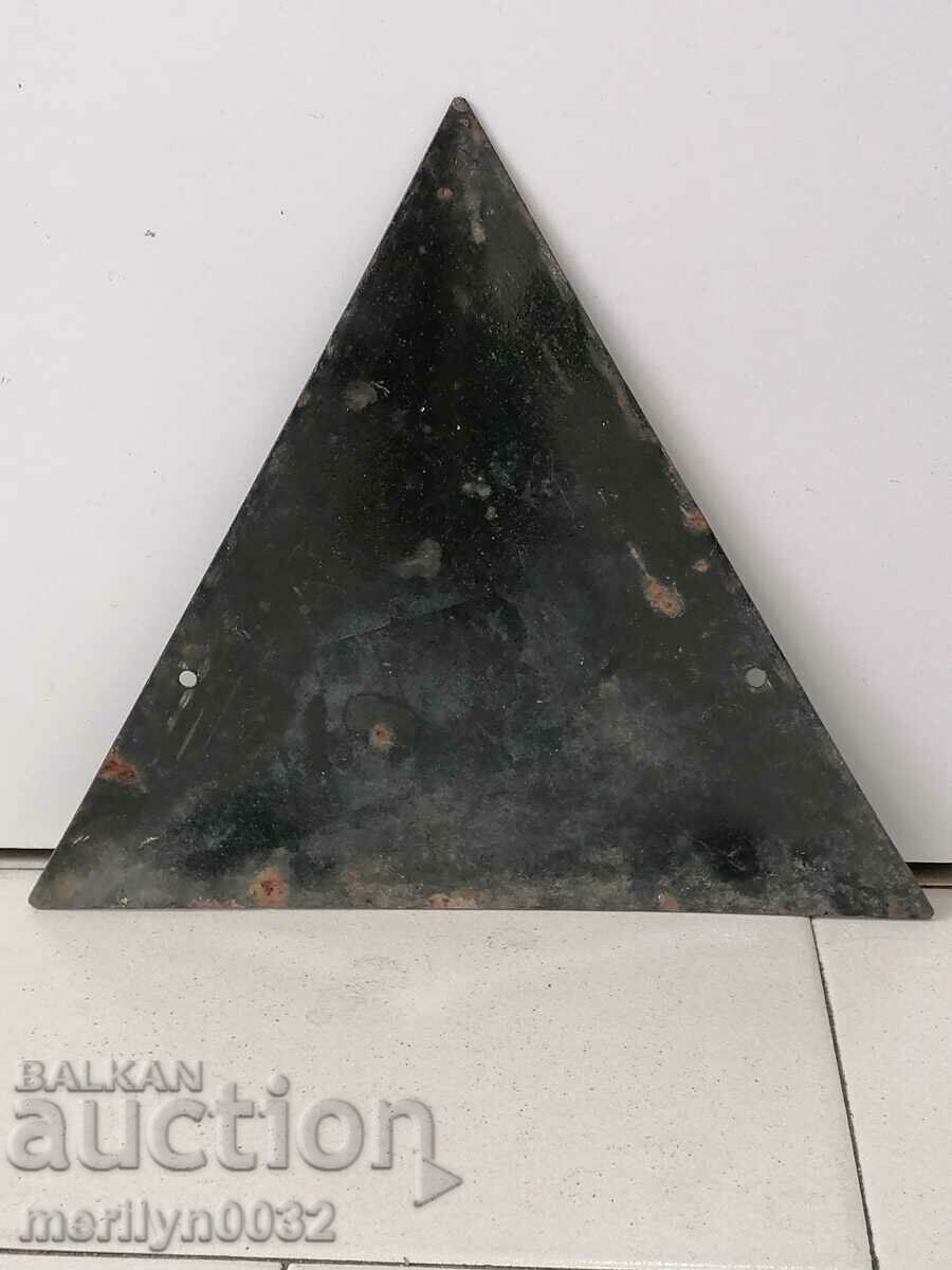 Παράδοση Εμπαγιέ κοινωνική πλάκα, πλάκα NRB