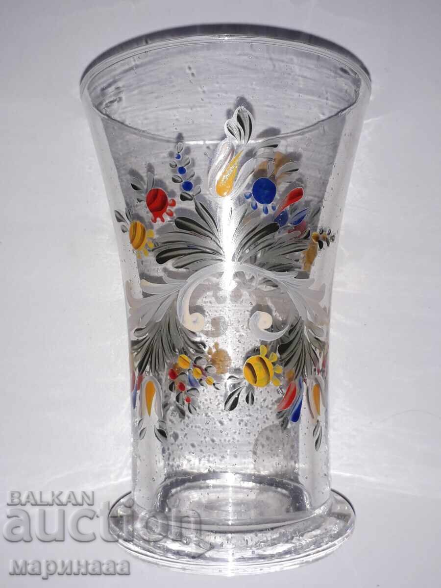 VAZICKA. CRYSTAL GLASS. AUSTRIA with price 5.00 BGN | € 2.56 VAZICKA. CRYSTAL GLASS. AUSTRIA with price 5.00 BGN | € 2.56