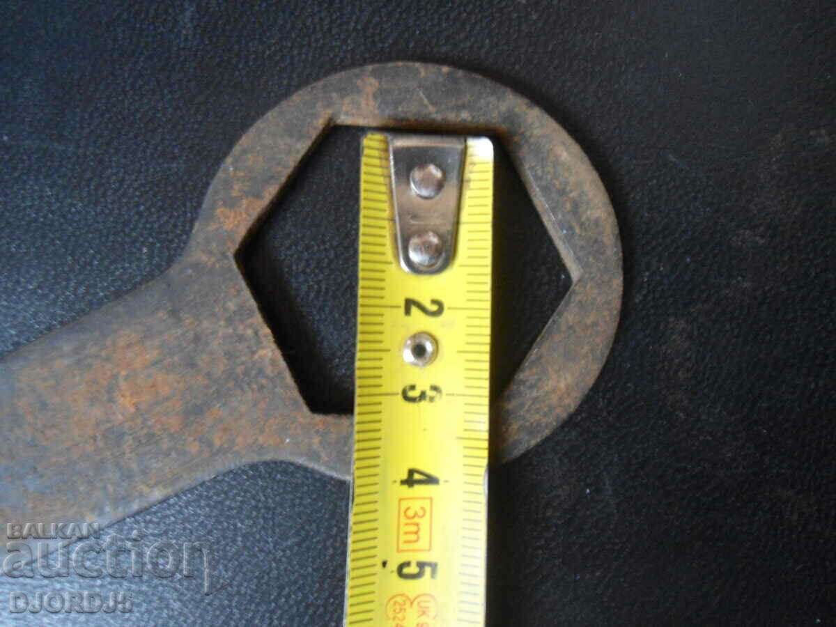 Cheie veche cu preț 2.00 BGN | € 1.02 Cheie veche cu preț 2.00 BGN | € 1.02