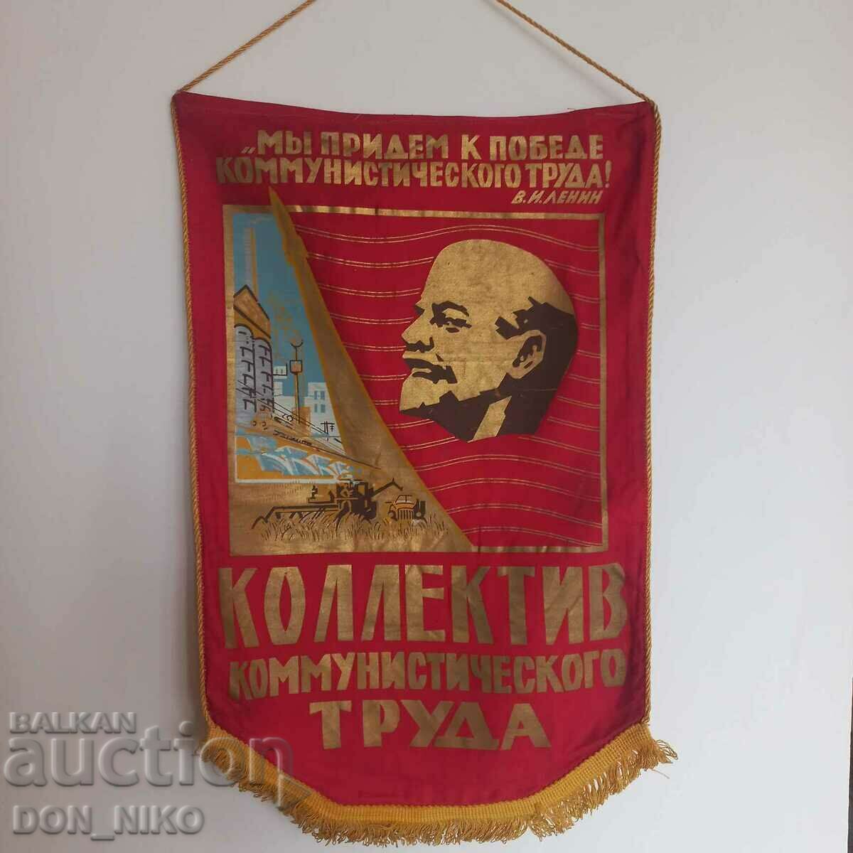 Delivery of Banner, Flag, Lenin