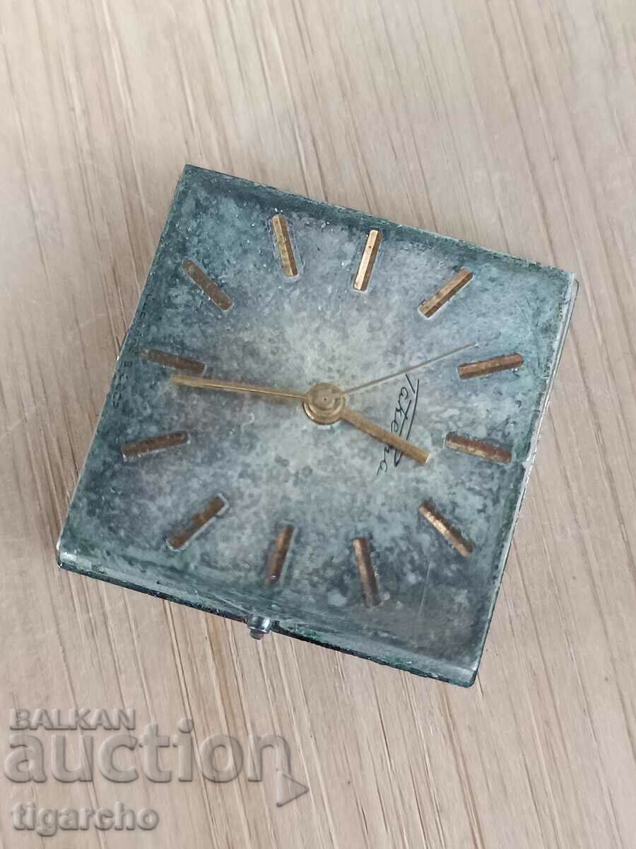 Clockwork Rocket with price 10.00 BGN | € 5.11