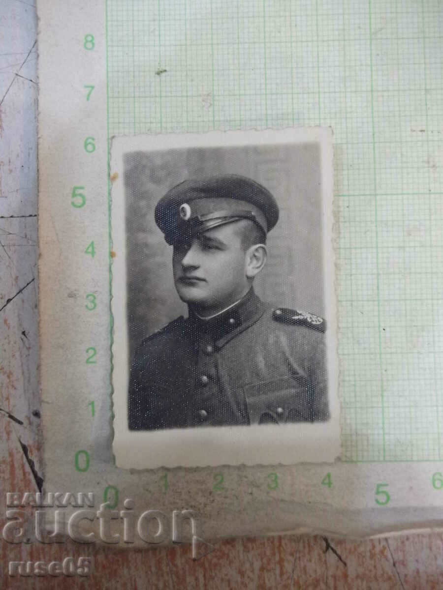 Παλιά προσωπική φωτογραφία ενός στρατιωτικού