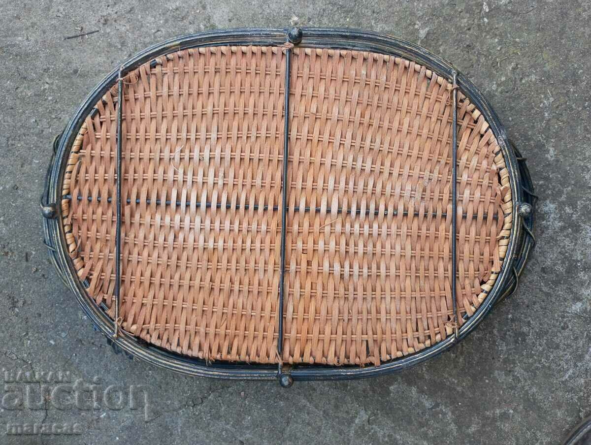 Metal tray with price € 20.45 | 40.00 BGN