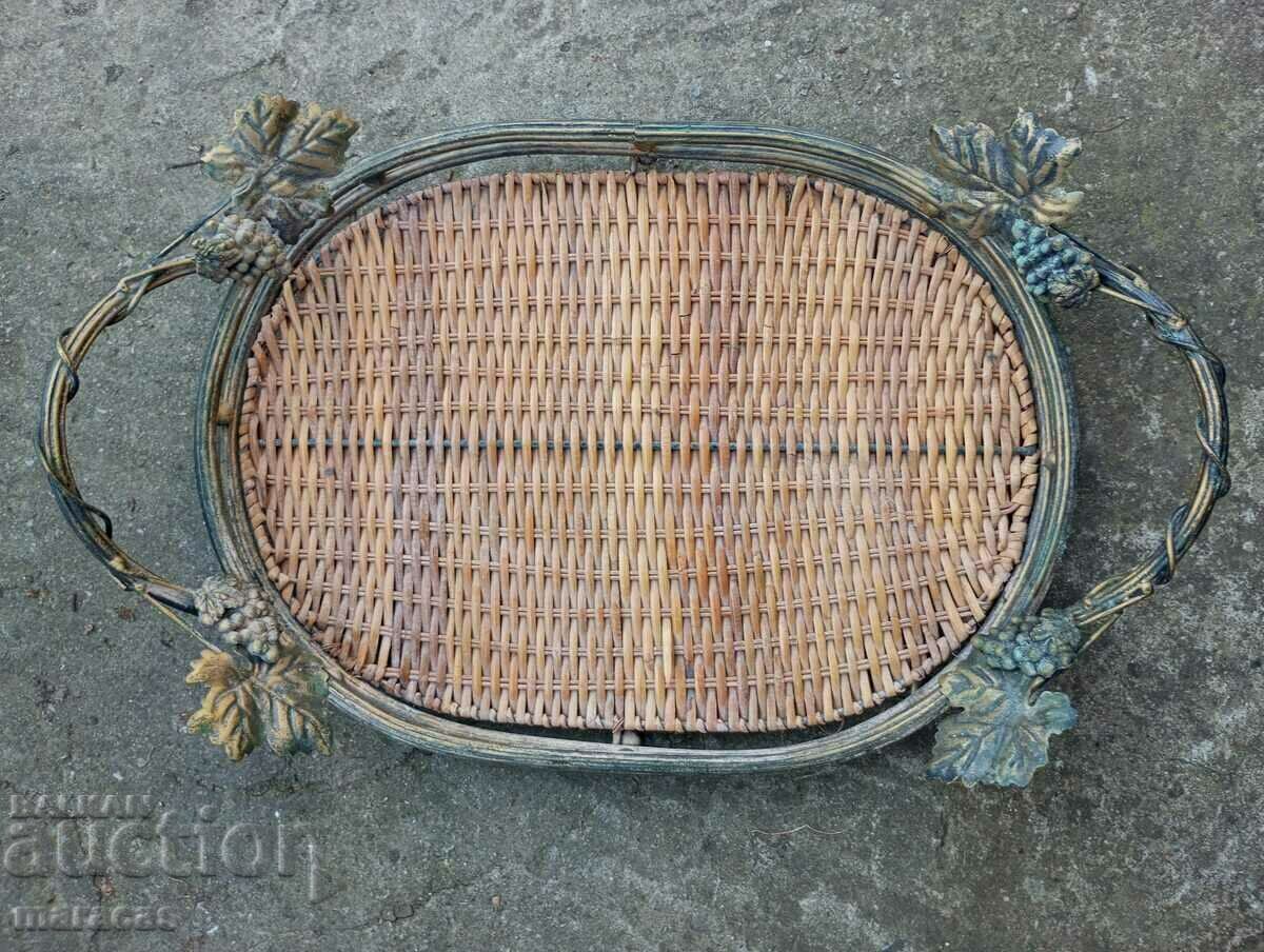 Metal tray