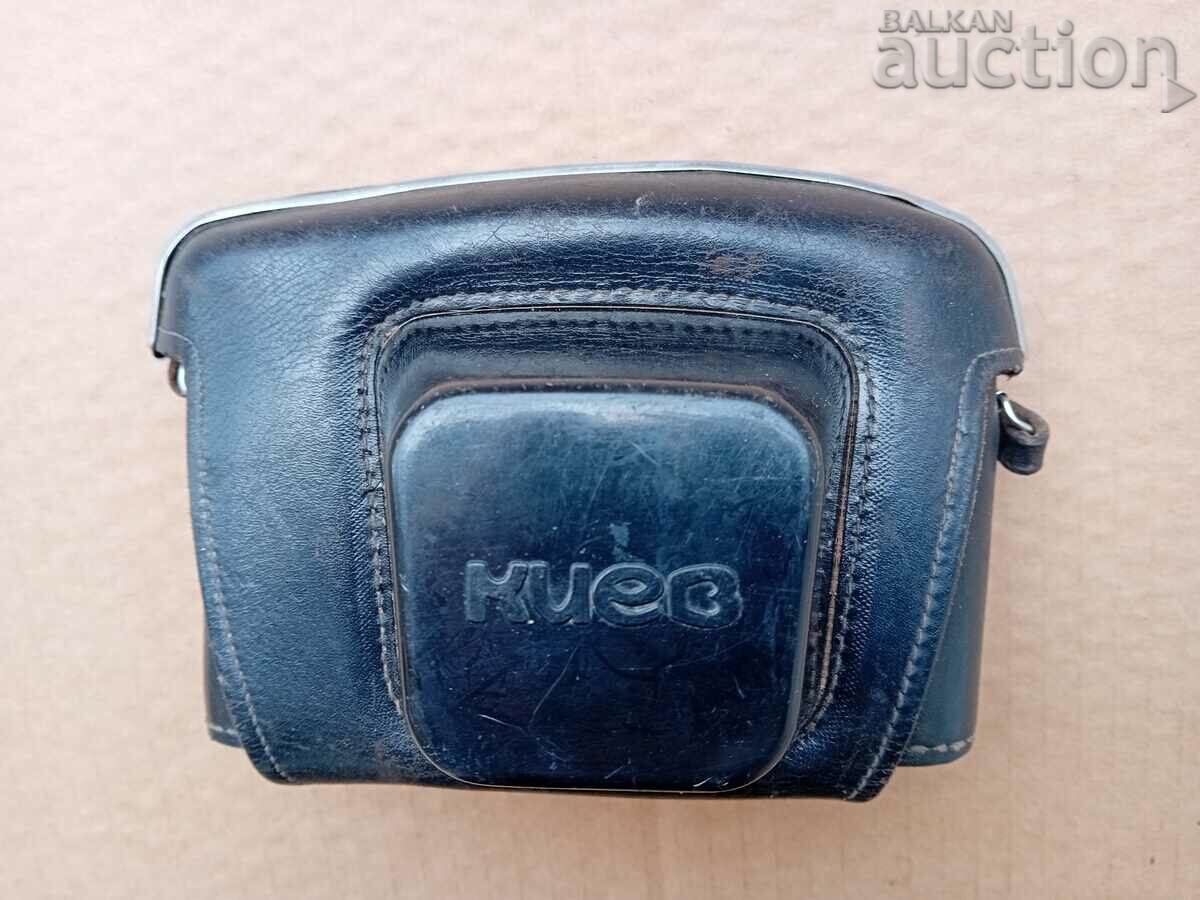 box camera case KYIV retro vintage camera USSR with price 25.00 BGN | € 12.78 box camera case KYIV retro vintage camera USSR with price 25.00 BGN | € 12.78