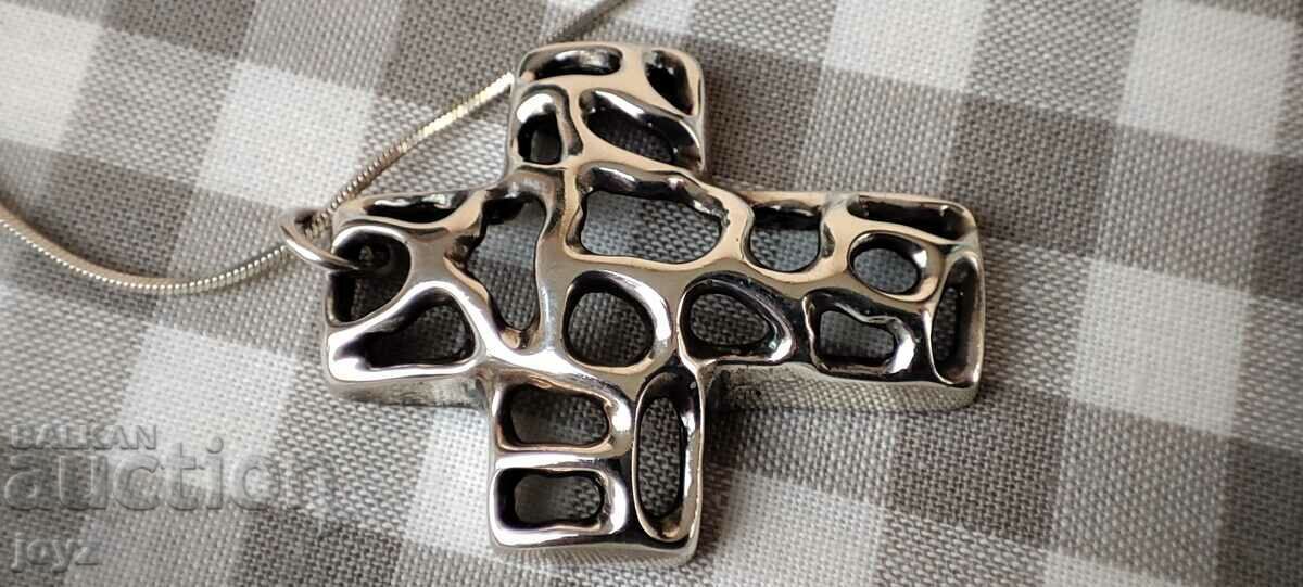 LARGE SILVER CROSS PENDANT RHODIUM-PLATED 7.40 g. / 925 SALT with price 39.99 BGN | € 20.45 LARGE SILVER CROSS PENDANT RHODIUM-PLATED 7.40 g. / 925 SALT with price 39.99 BGN | € 20.45