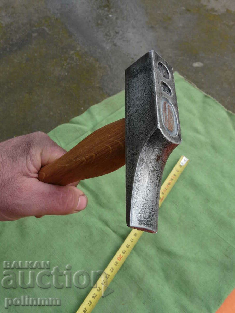 Old German hammer - 246 with price 40.00 BGN | € 20.45 Old German hammer - 246 with price 40.00 BGN | € 20.45