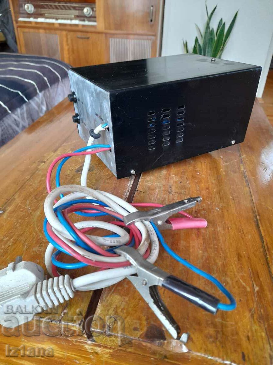 Old battery charger - 6 Old battery charger - 6