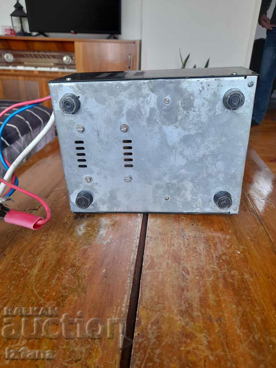 Old battery charger - 7 Old battery charger - 7