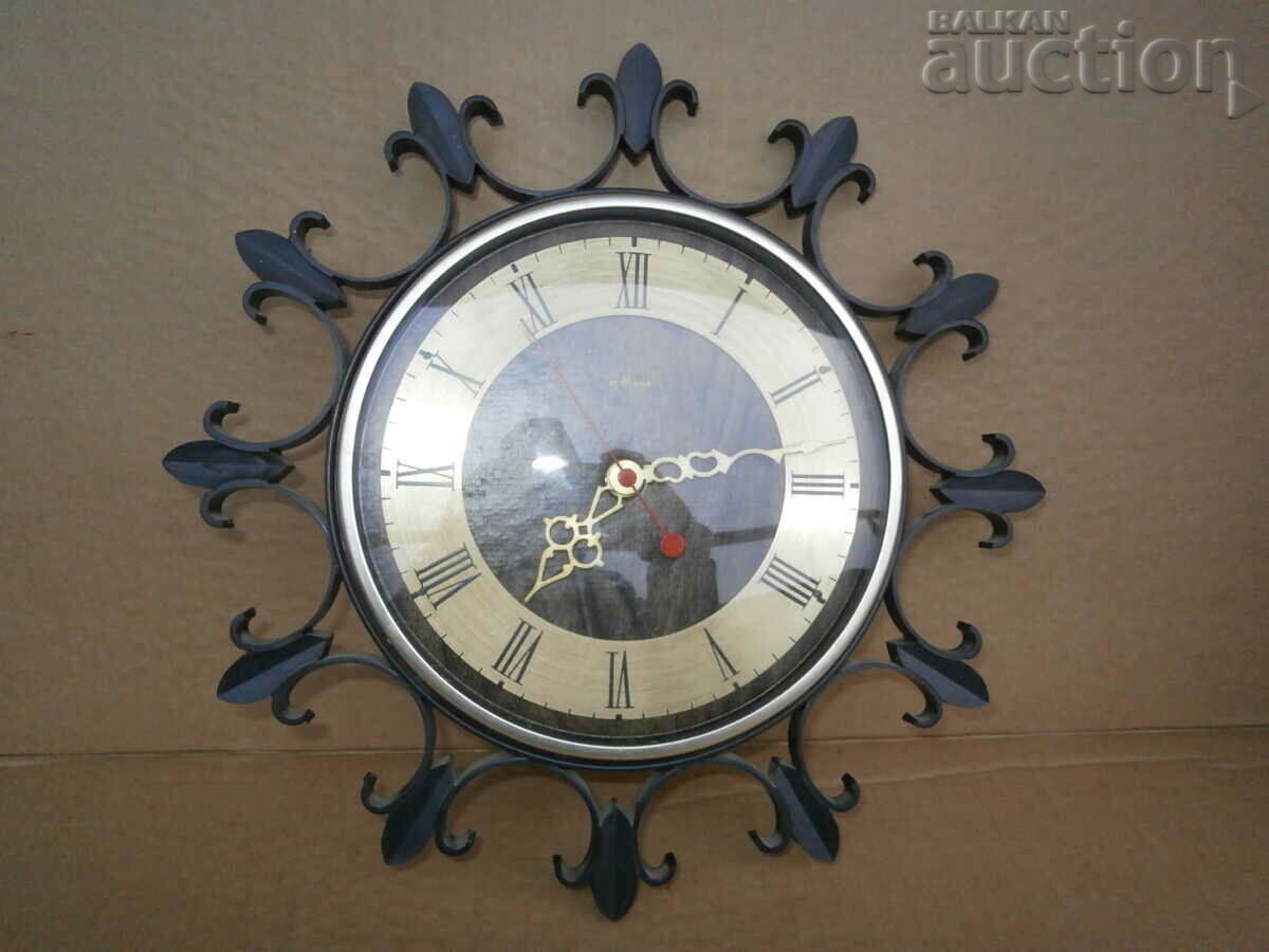 LIGHTHOUSE Quartz 70s USSR wall clock - 6 LIGHTHOUSE Quartz 70s USSR wall clock - 6