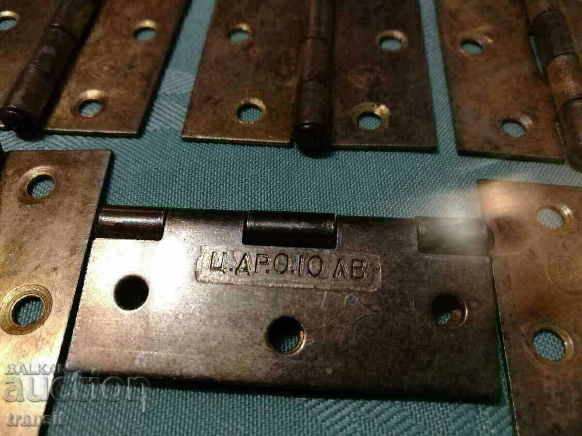 Safe deposit box keys. - 5