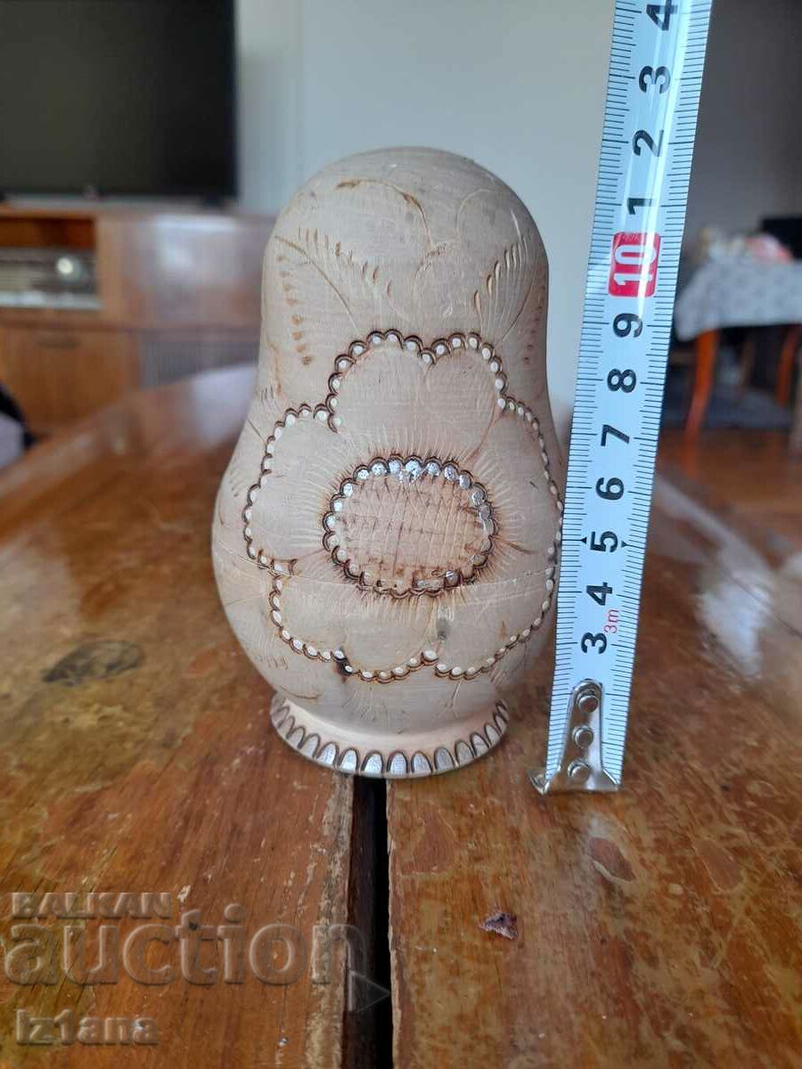 Old matryoshka doll with price 22.00 BGN | € 11.25 Old matryoshka doll with price 22.00 BGN | € 11.25