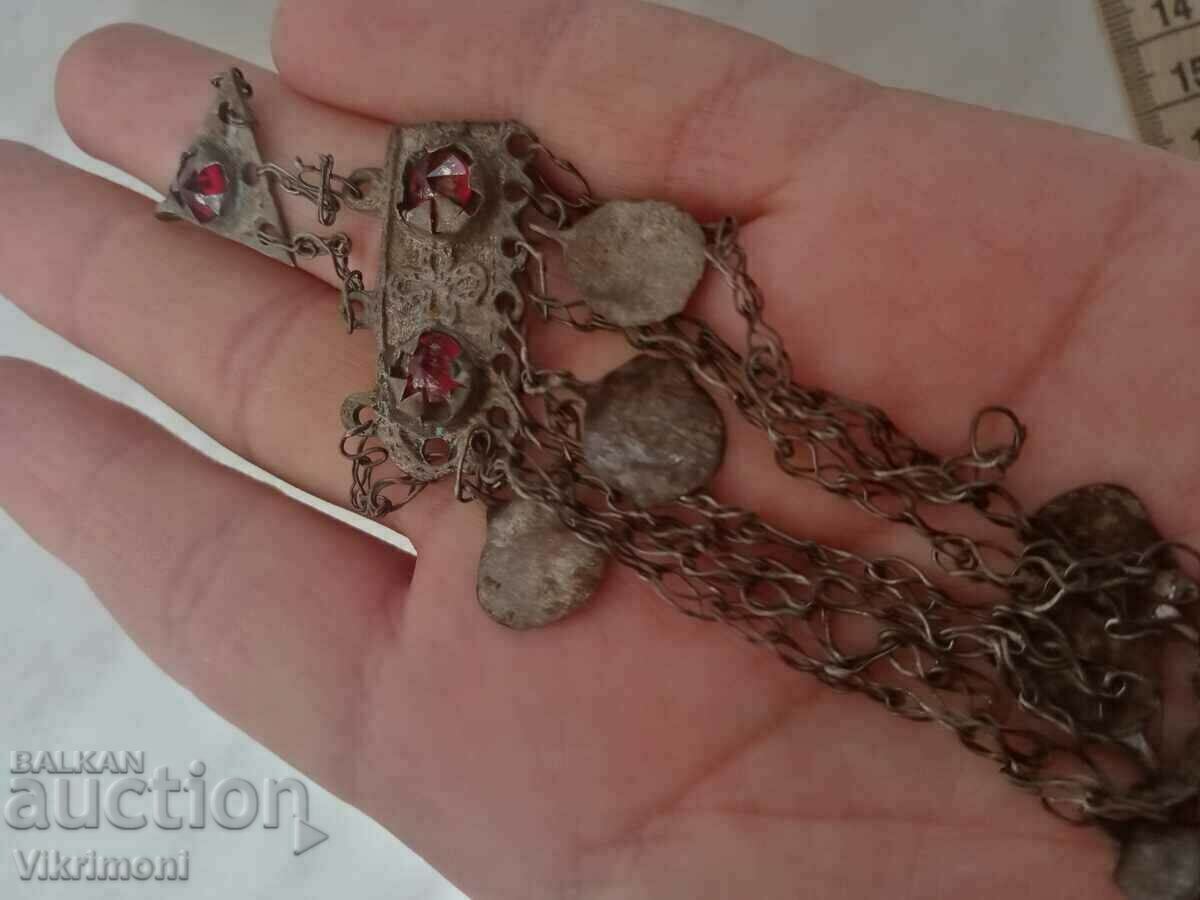 Auction Trepka, jewelry, revival, earpiece, from grandmother's chest of drawers Auction Trepka, jewelry, revival, earpiece, from grandmother's chest of drawers