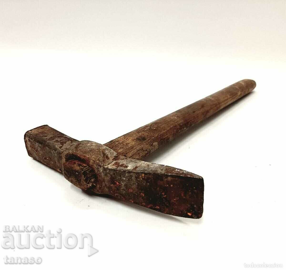 Old Mason's Hammer (9.4)