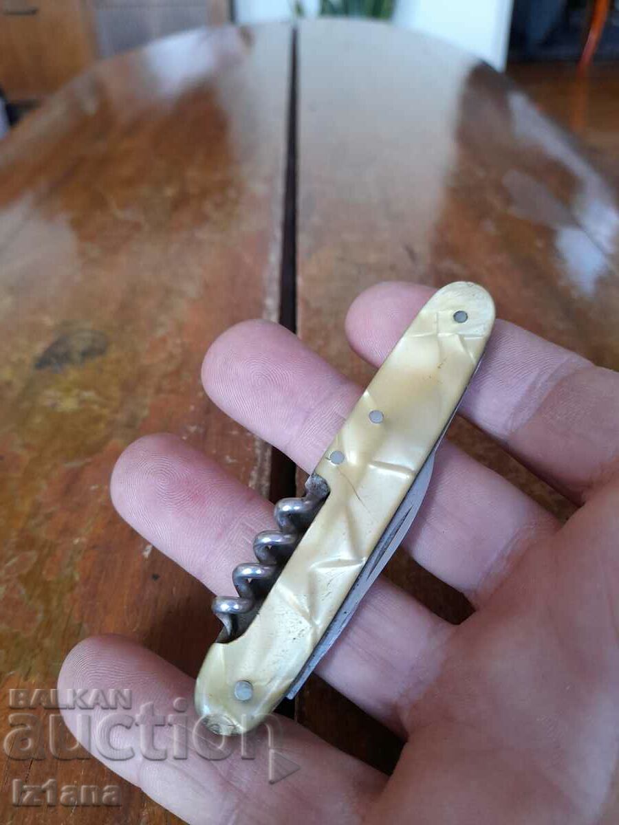Old pocket knife, blade, blade with price 32.00 BGN | € 16.36 Old pocket knife, blade, blade with price 32.00 BGN | € 16.36