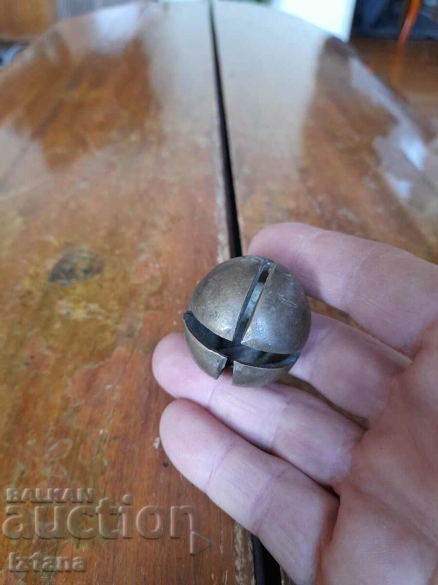 Auction Old bell, clap, chan Auction Old bell, clap, chan