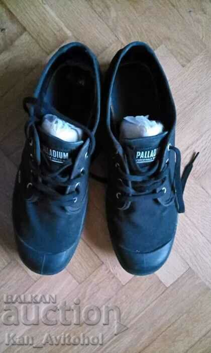 Palladium pampa кецове обувки 47 черно Франция маратонки
