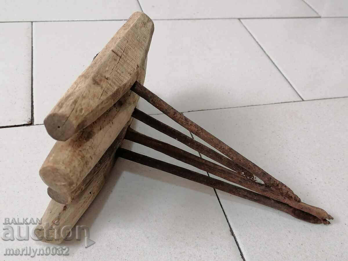 Old carpentry drill 4 pieces matcap, drill bit, tool with price 69.00 BGN | € 35.28 Old carpentry drill 4 pieces matcap, drill bit, tool with price 69.00 BGN | € 35.28