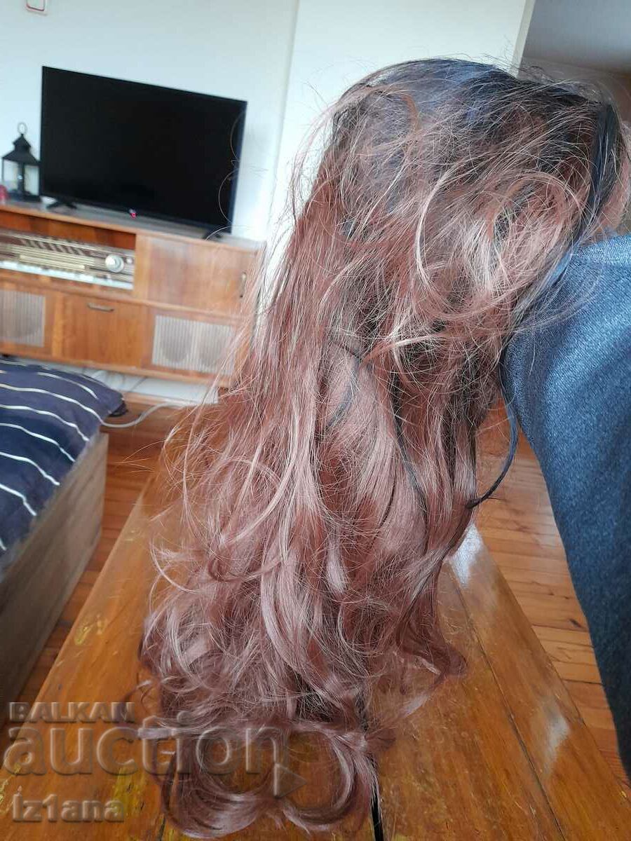 An old wig with price 32.00 BGN | € 16.36 An old wig with price 32.00 BGN | € 16.36