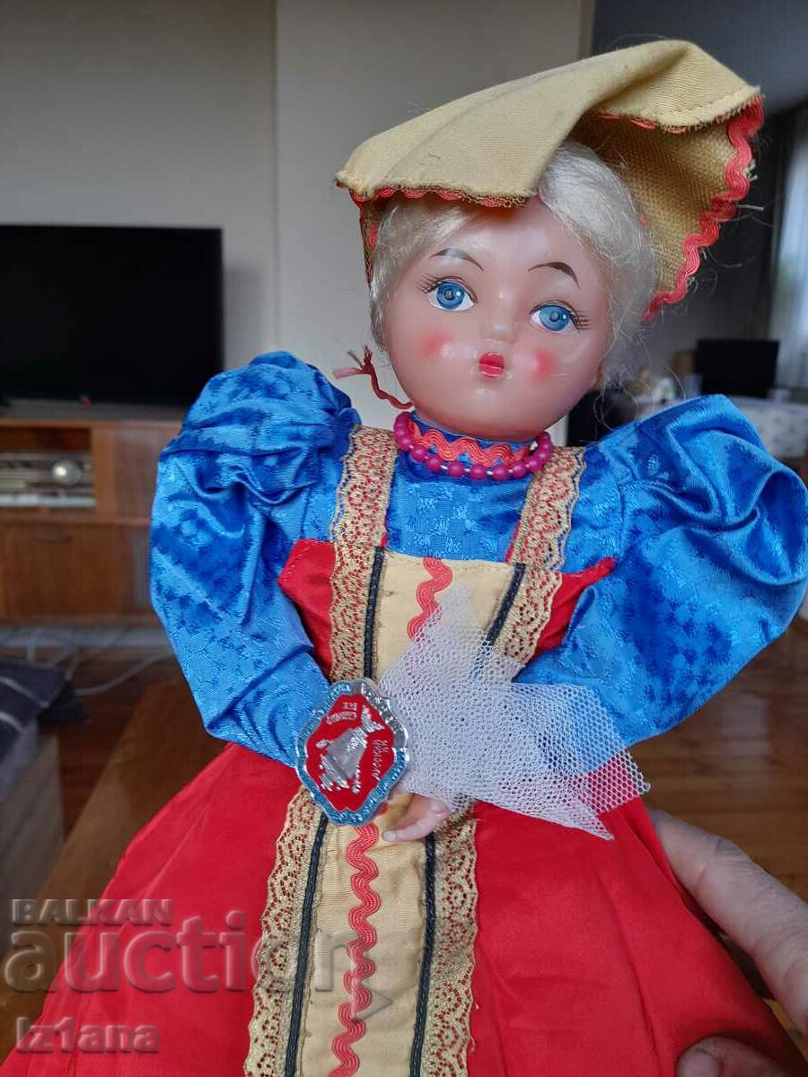 Delivery of Old doll for Samovar Delivery of Old doll for Samovar