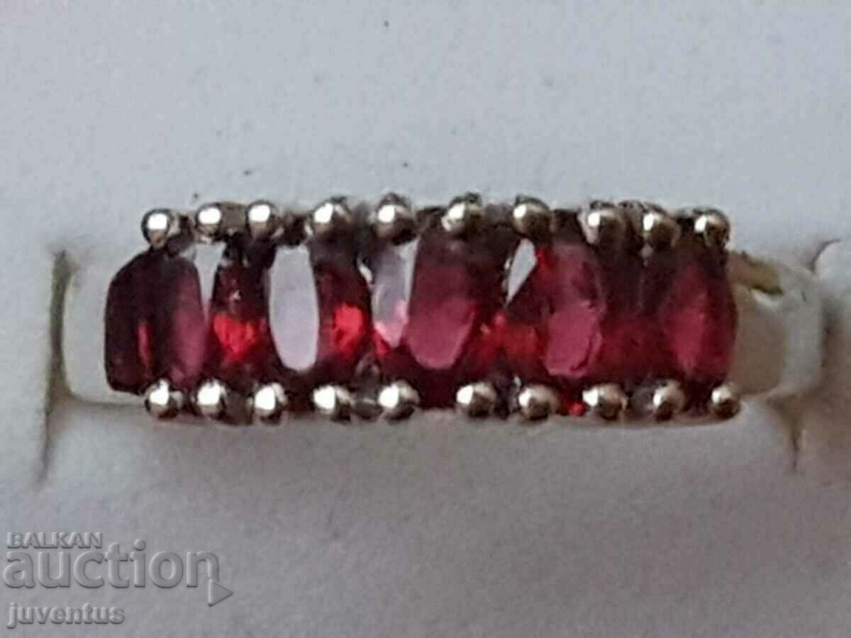 SILVER RING WITH RED SPINELS (MYANMAR)