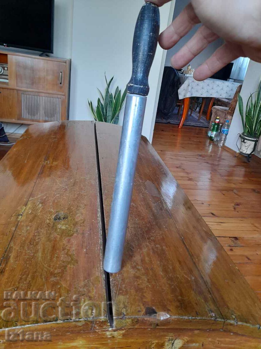 Old bicycle pump with price 16.00 BGN | € 8.18 Old bicycle pump with price 16.00 BGN | € 8.18