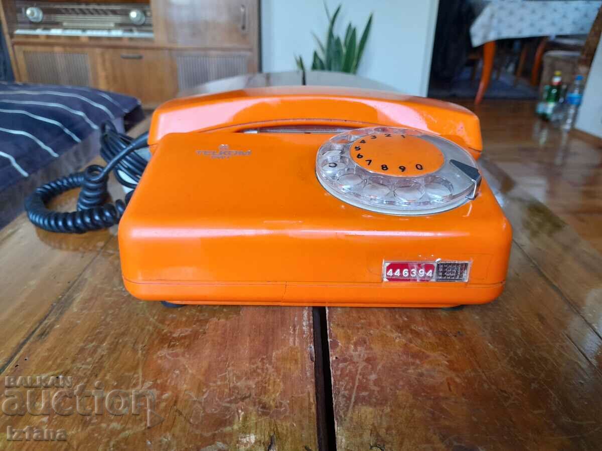 Стар телефонен апарат,телефон Telkom