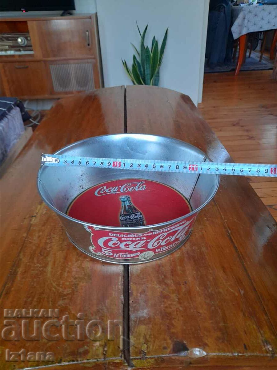 Delivery of Old Coca Cola cup, Coca Cola Delivery of Old Coca Cola cup, Coca Cola