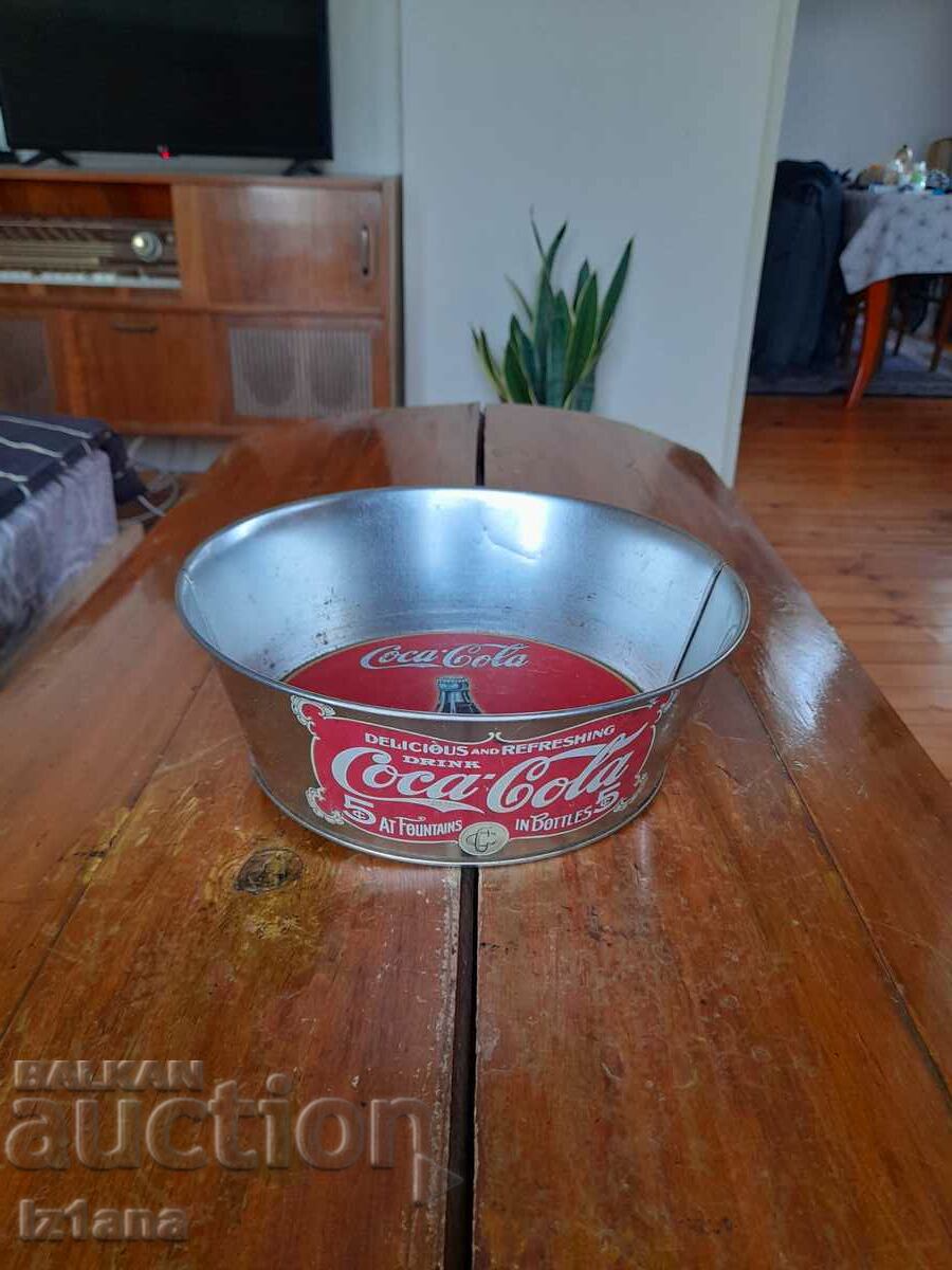 Old Coca Cola cup, Coca Cola