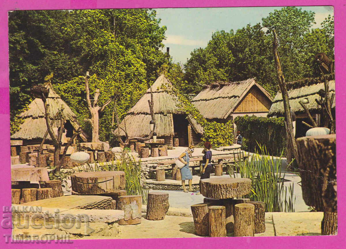 Auction  309699 / Golden Sands Bar The Huts Akl-2423 Photo edition