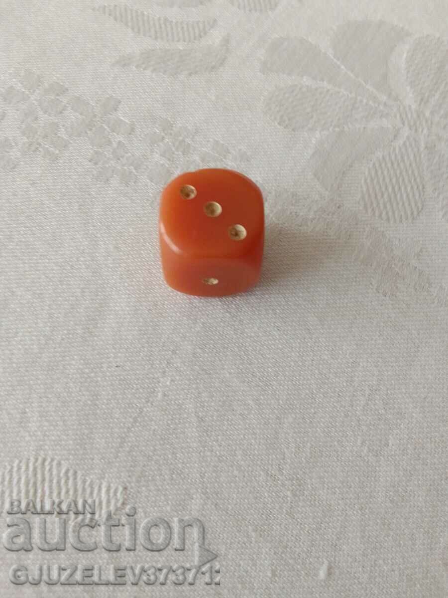 Old bakelite game dice 5 grams, 2 cm with price 28.00 BGN | € 14.32 Old bakelite game dice 5 grams, 2 cm with price 28.00 BGN | € 14.32