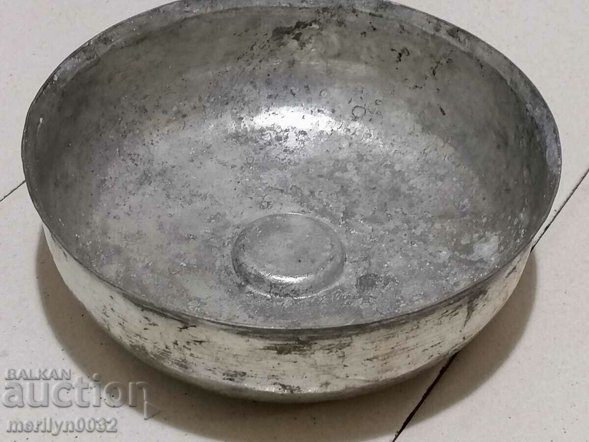 Old tinned bath tub, hammam, copper, vessel with price 59.00 BGN | € 30.17 Old tinned bath tub, hammam, copper, vessel with price 59.00 BGN | € 30.17