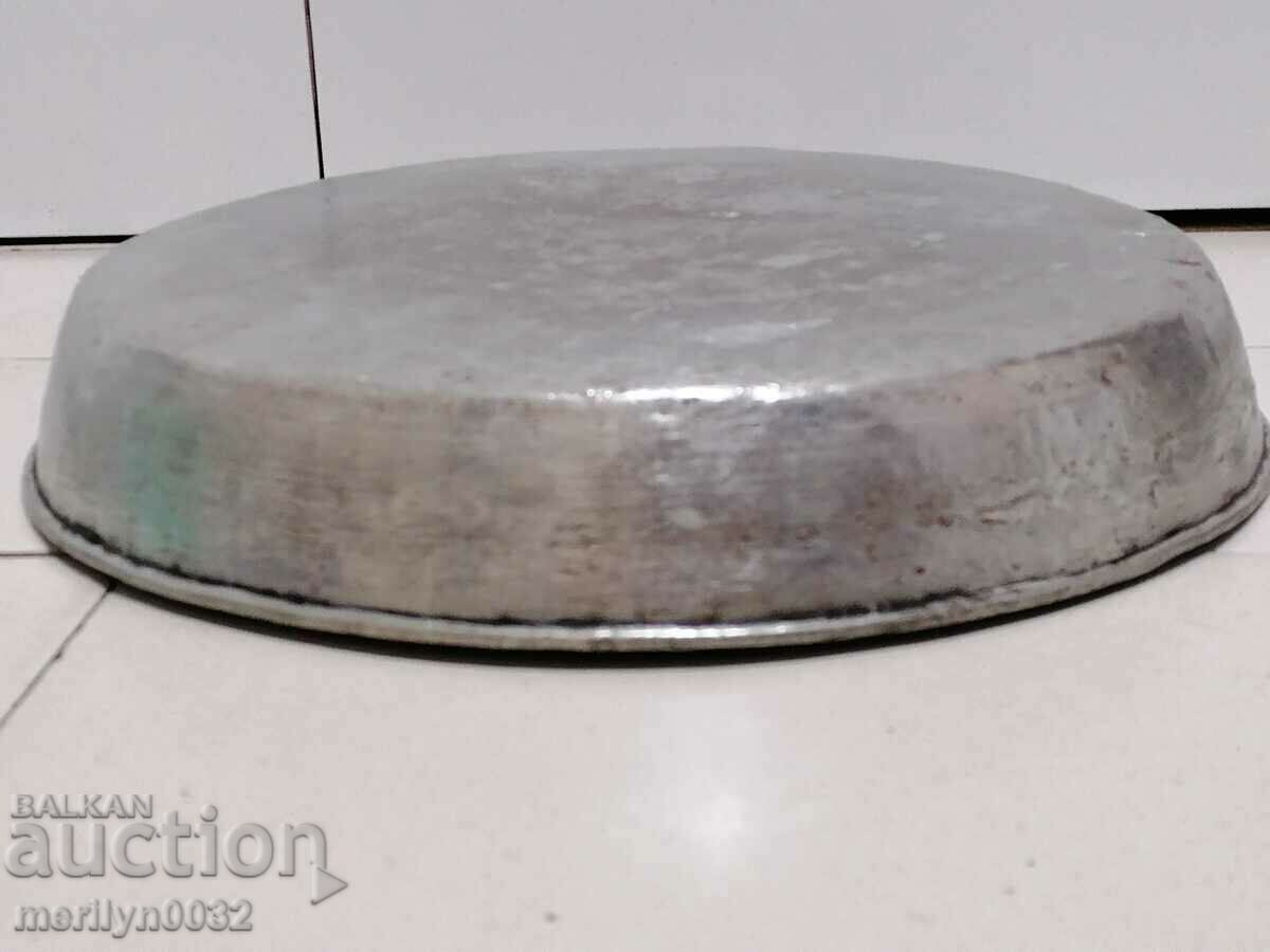 Delivery of Old copper pan copper casserole copper vessel Delivery of Old copper pan copper casserole copper vessel