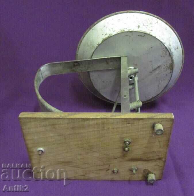 Old Household Scale - 7 Old Household Scale - 7