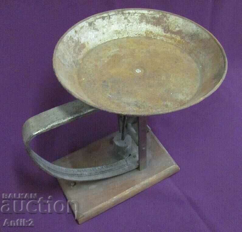 Old Household Scale