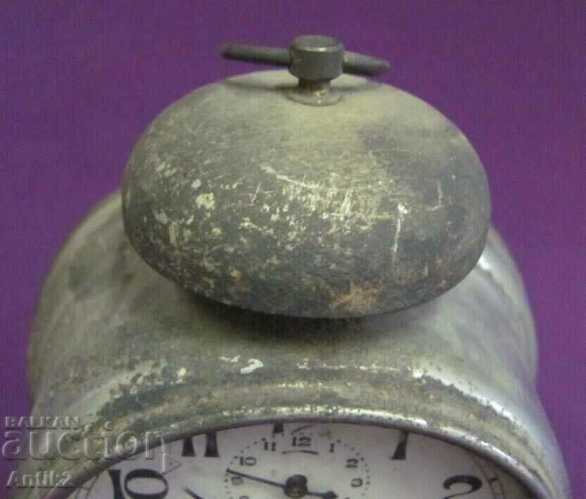 Livrarea Ceas vechi, ceas cu alarmă