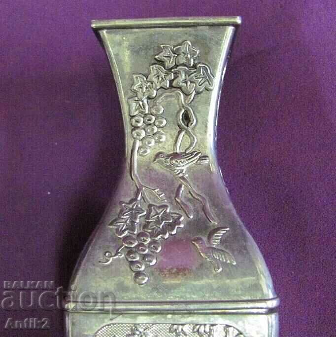 Vasă metalică antică - 5