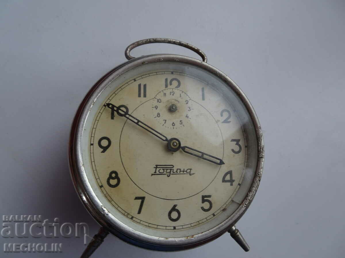 COLLECTIBLE BULGARIAN ALARM CLOCK RODINA 6 with price 16.00 BGN | € 8.18 COLLECTIBLE BULGARIAN ALARM CLOCK RODINA 6 with price 16.00 BGN | € 8.18