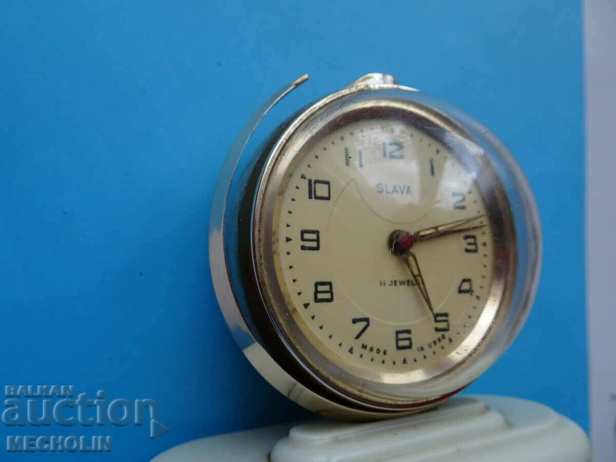 ΣΥΛΛΕΚΤΙΚΟ ΕΣΣΔ ΡΩΣΙΚΟ ΞΥΠΝΗΤΗΡΙΟ GLOBAL GLOBAL με τιμή 22.00 BGN | € 11.25