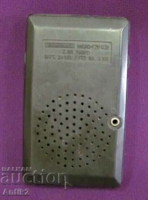 Screw Mini Transistor - GRUNDIG - 6 Screw Mini Transistor - GRUNDIG - 6