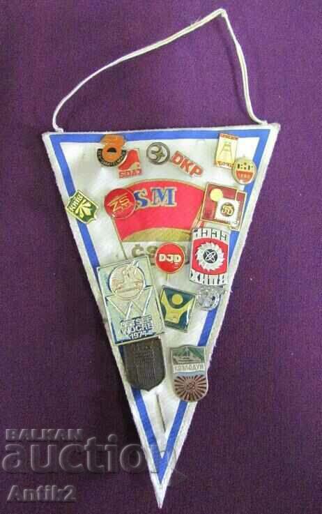 Vintich Badges and Flags - 6 Vintich Badges and Flags - 6