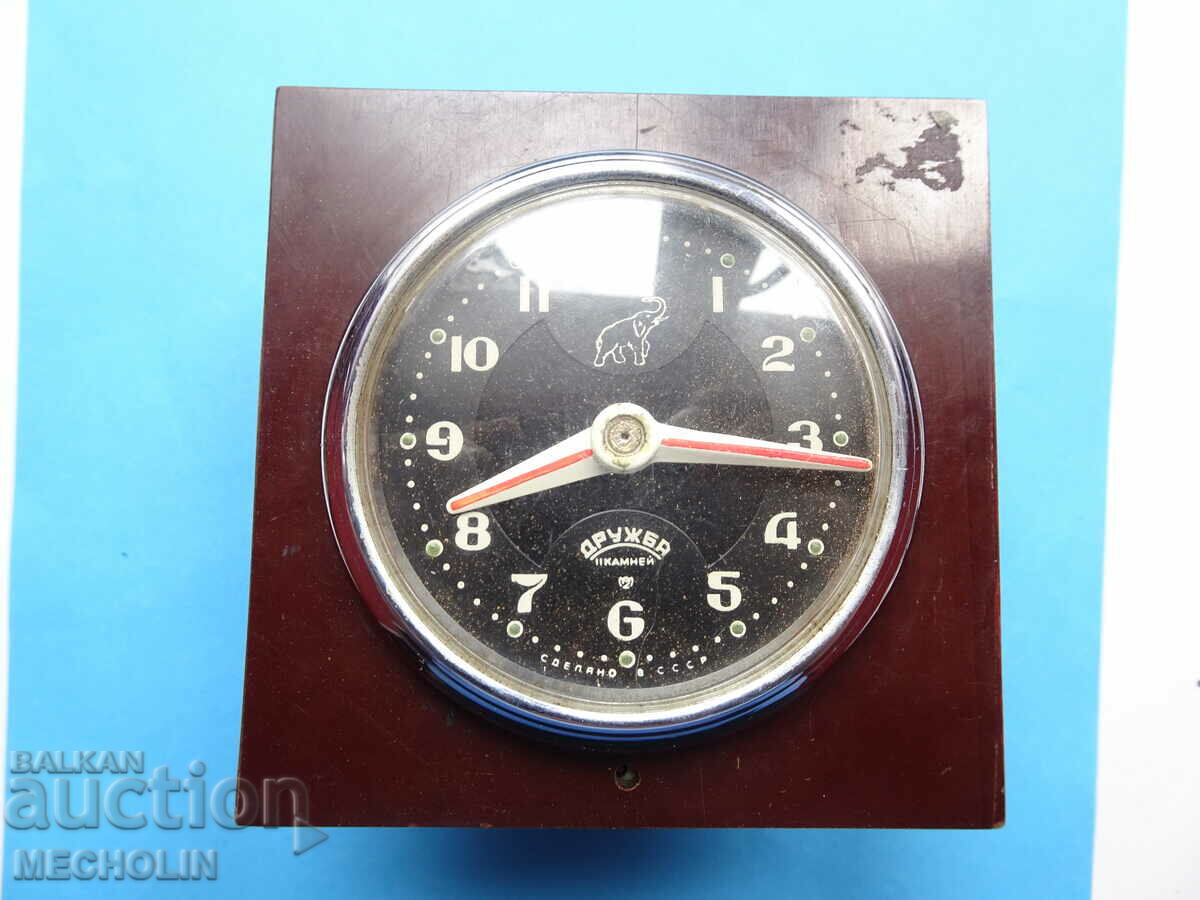 COLLECTIBLE RUSSIAN ELECTRO-MECHANICAL BAKELITE SOCIETY - 6 COLLECTIBLE RUSSIAN ELECTRO-MECHANICAL BAKELITE SOCIETY - 6
