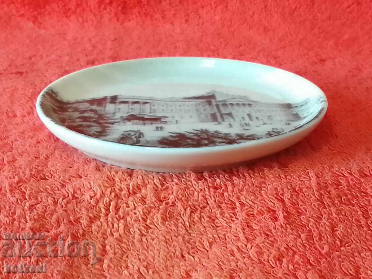 Delivery of Old small porcelain plate Furstenberg F Germany Delivery of Old small porcelain plate Furstenberg F Germany