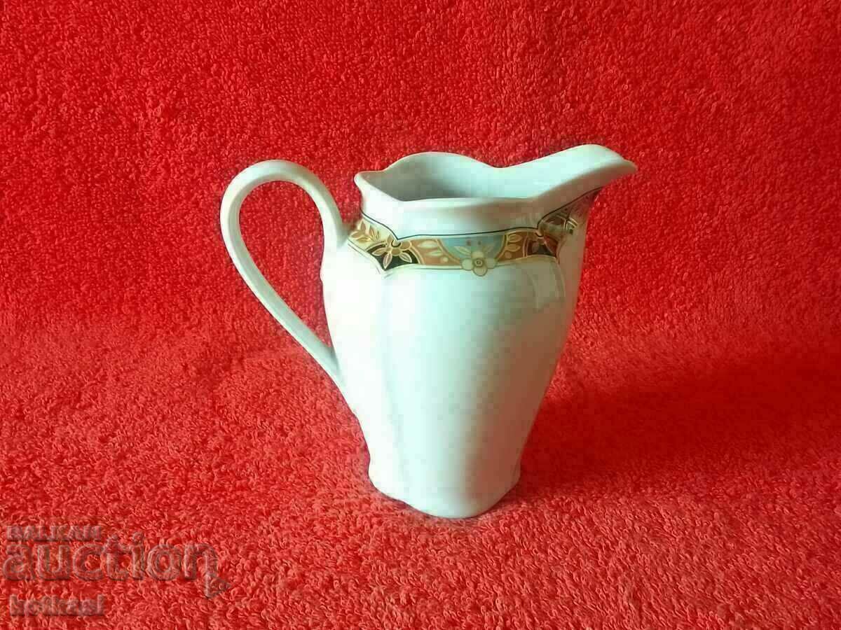 Auction  Old porcelain latiere jug TIRSCHENREUTH HUTSCHENREUTHER