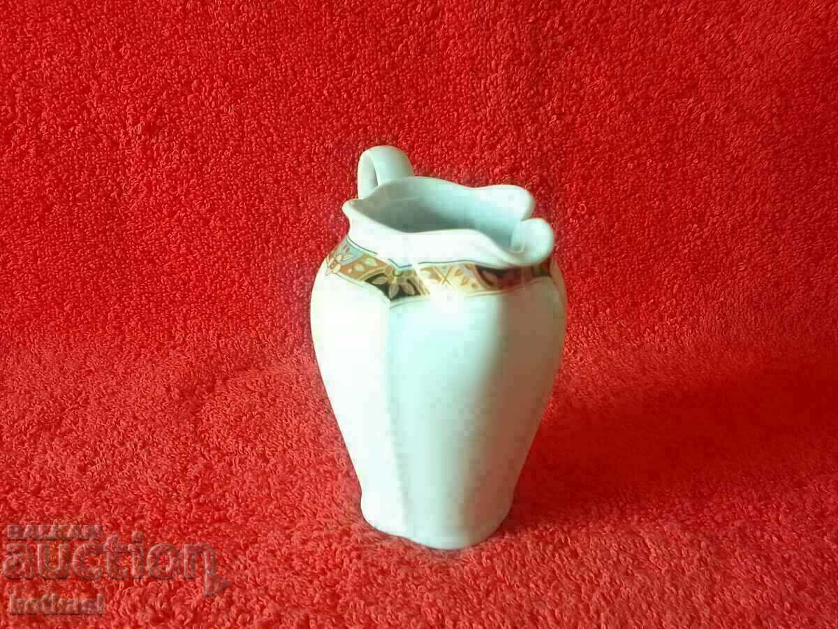 Delivery of Old porcelain latiere jug TIRSCHENREUTH HUTSCHENREUTHER
