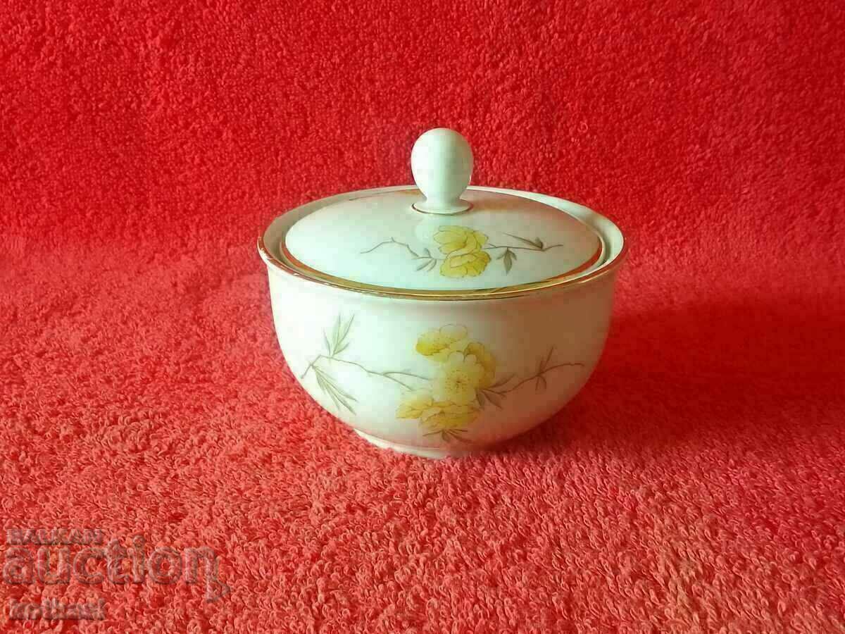 Old porcelain sugar bowl bowl HUTSCHENREUTHER Germany with price 12.50 BGN | € 6.39 Old porcelain sugar bowl bowl HUTSCHENREUTHER Germany with price 12.50 BGN | € 6.39