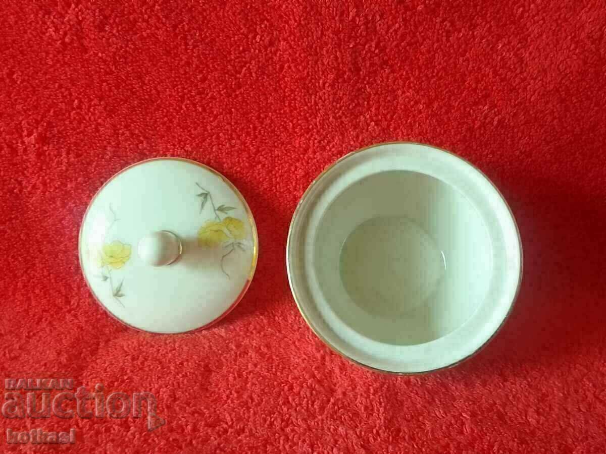 Delivery of Old porcelain sugar bowl bowl HUTSCHENREUTHER Germany Delivery of Old porcelain sugar bowl bowl HUTSCHENREUTHER Germany